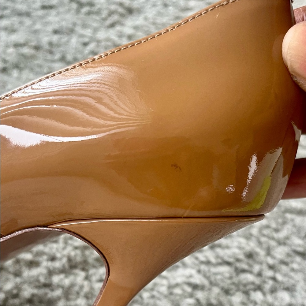 Saint Laurent Tribtoo 105 Nude Patent Leather Pumps EU 39/US 8.5 w/Original Box - Picture 11 of 16